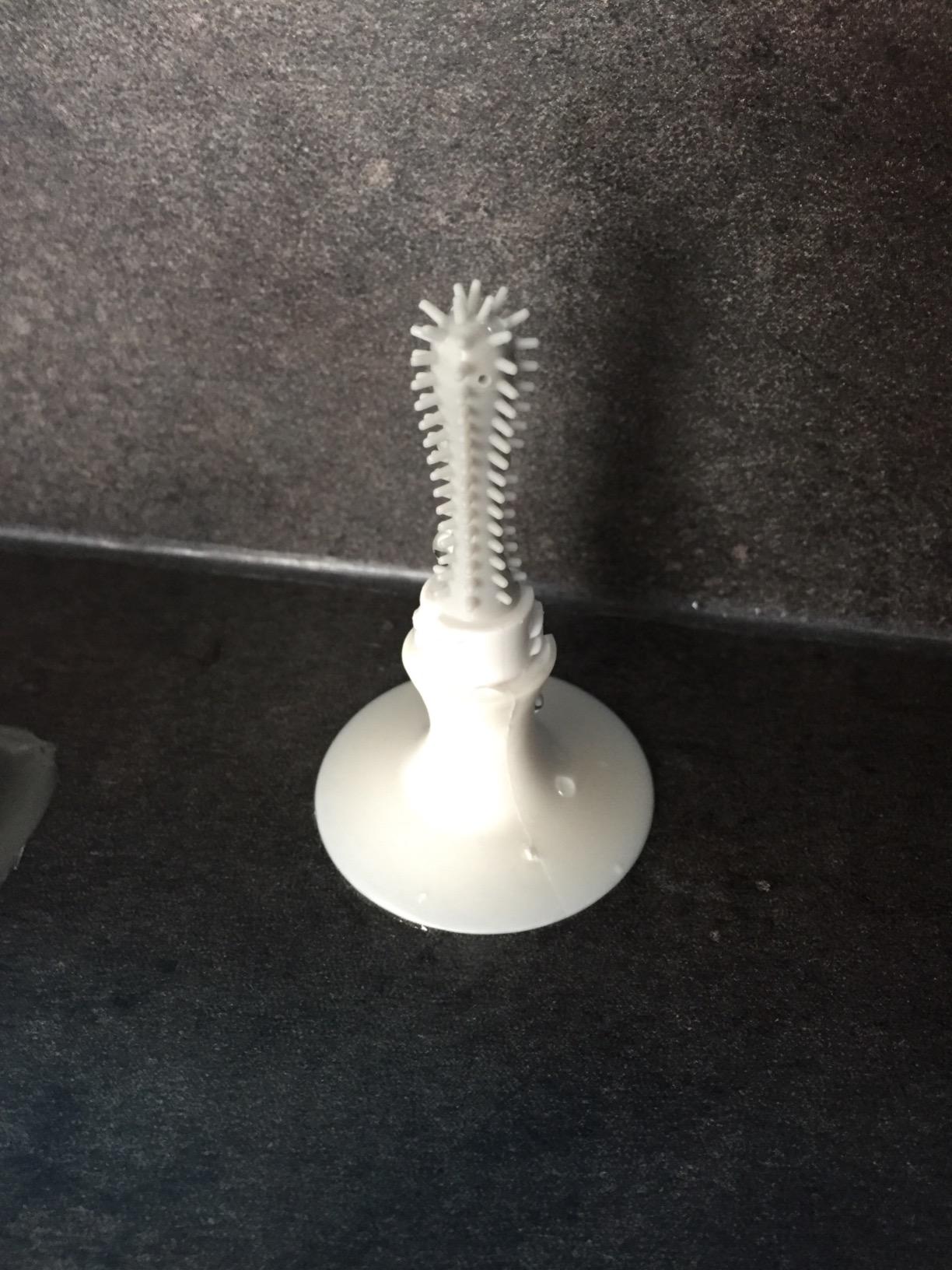 Bonne brosse 2-en-1 pour mamie