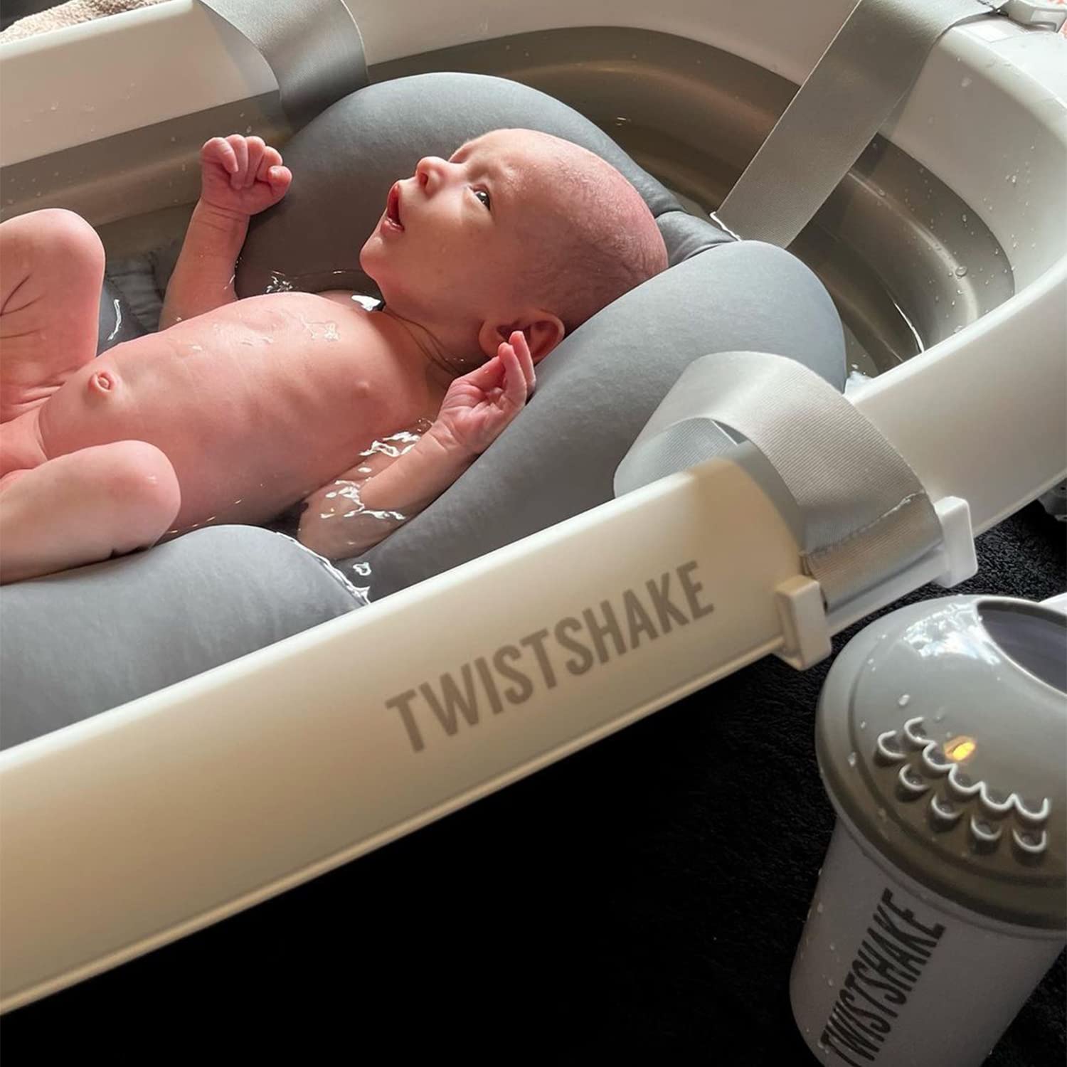 twistshake-gobelet-de-rin-age-b-b-rince-t-te-bain-ergonomique-sans-bpa-ni-bps image 5