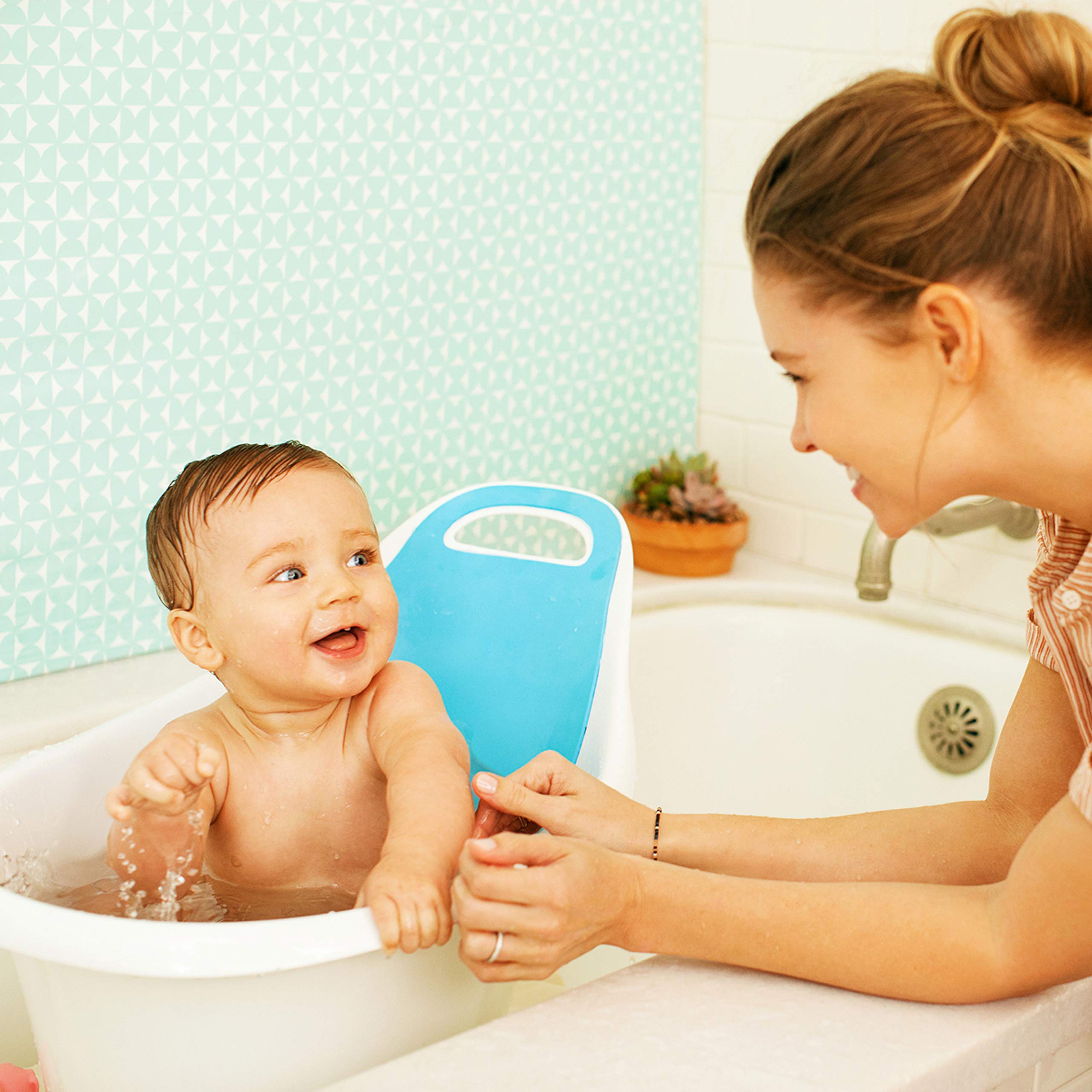 munchkin-sit-and-soak-baignoire-b-b-0-12-mois-blanche-avec-dossier-mousse image 2