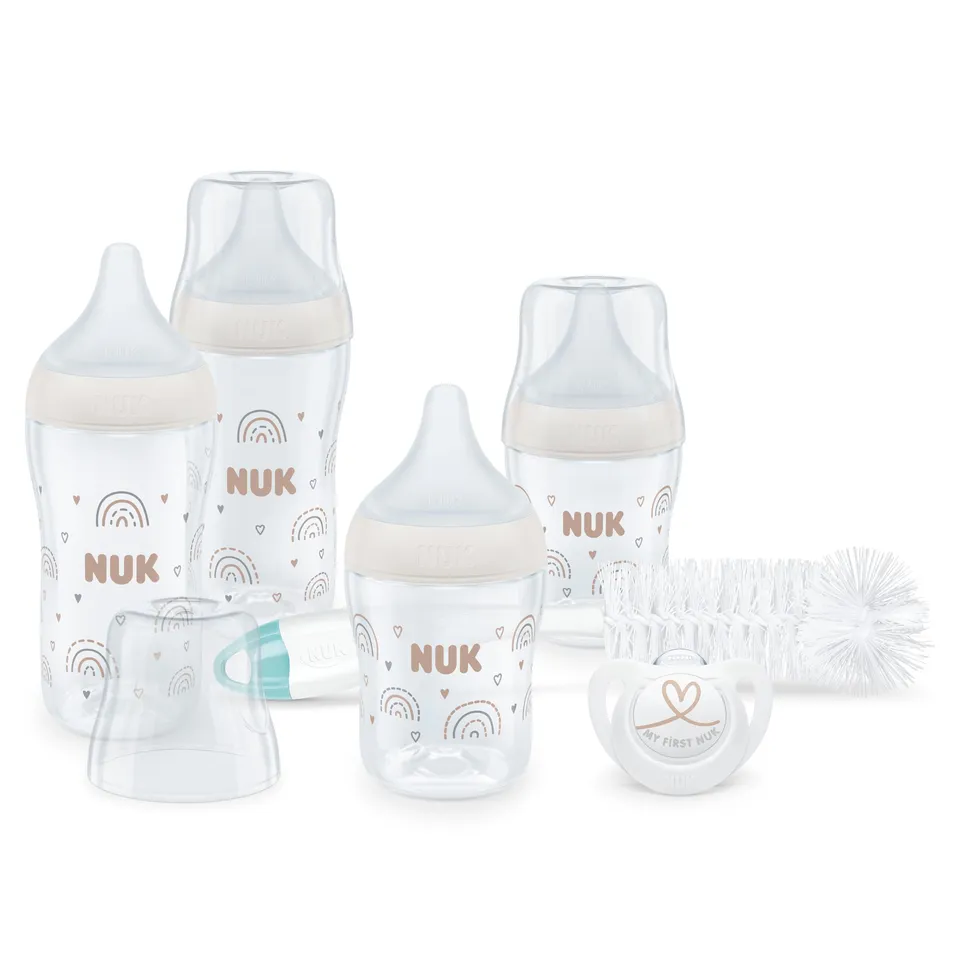 nuk-signature-day-night-sucettes-silicone-0-6-mois-toiles-lot-de-4 image 1