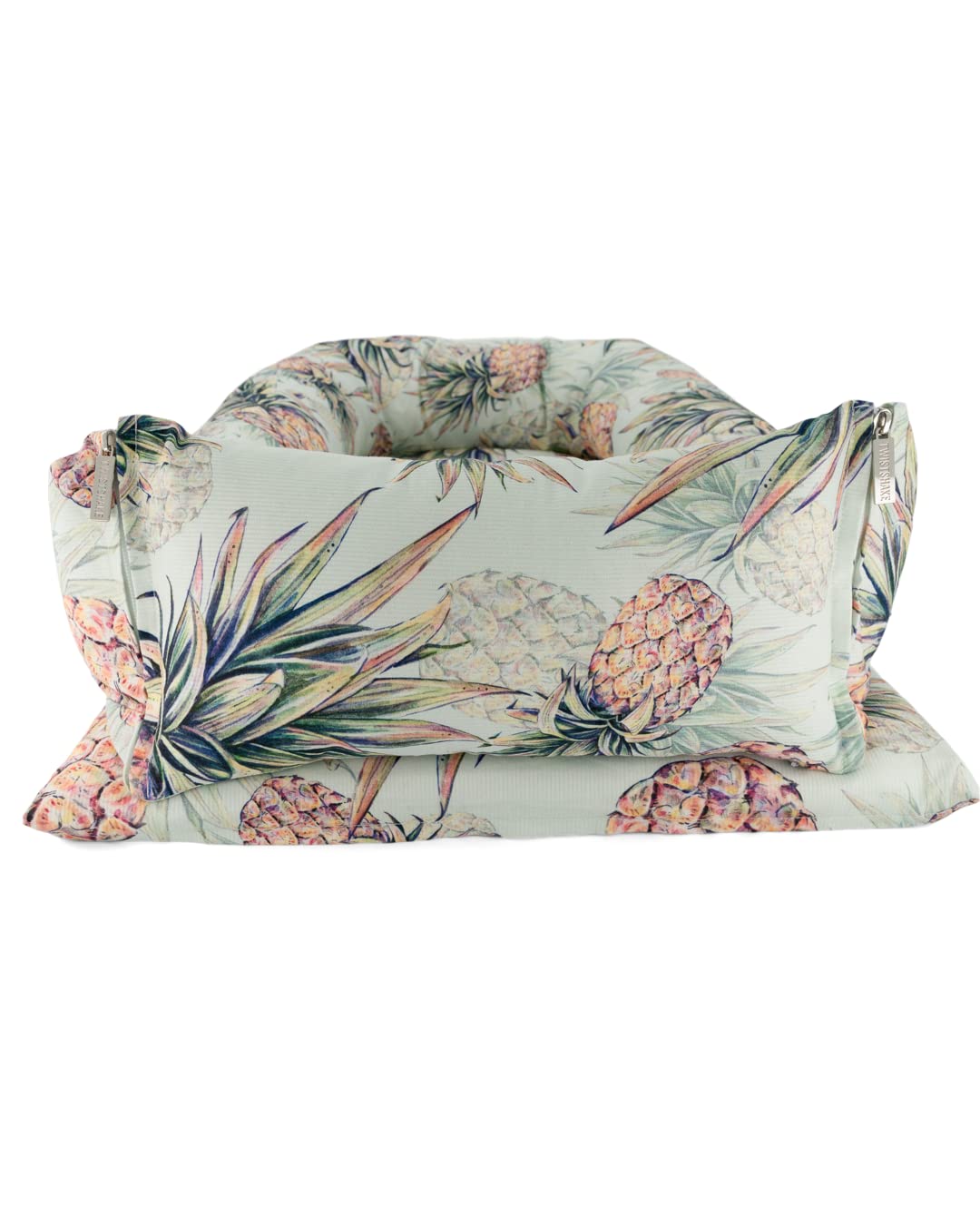 twistshake-baby-nest-housse-r-ducteur-de-lit-100-coton-ananas-menthe image 5