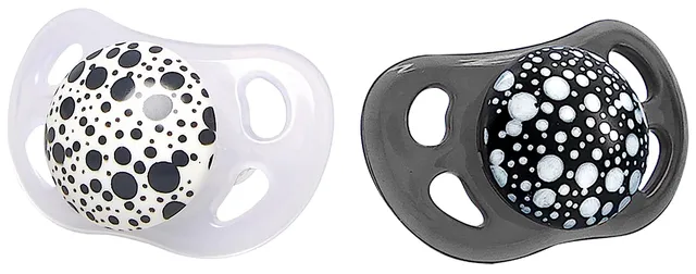 twistshake-sucette-orthodontique-0-6-mois-lot-de-2-noir-blanc image 1