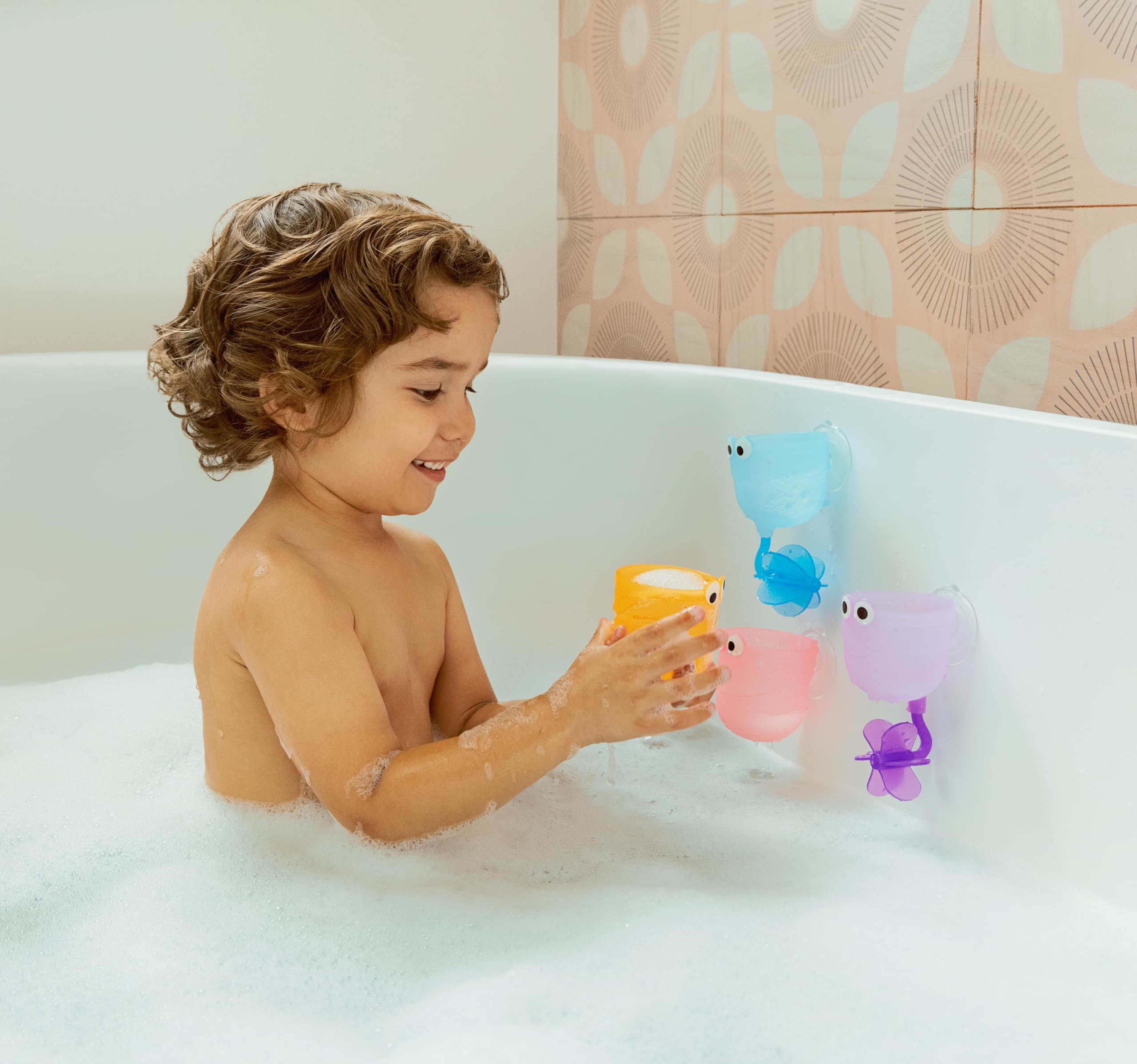 munchkin-falls-jouet-de-bain-cascade-e0-ventouses-3-gobelets-tasse-verseuse image 2